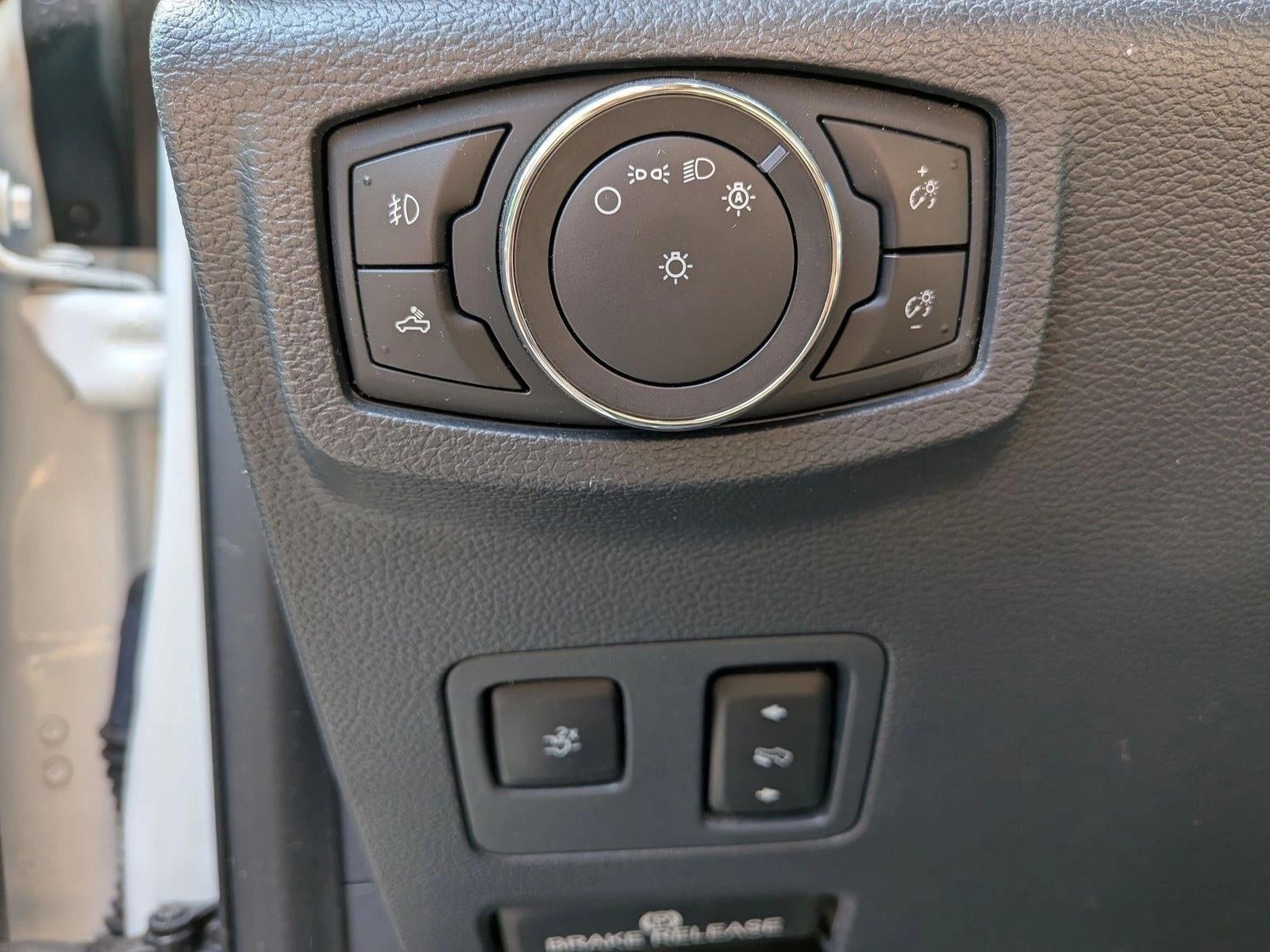 2022 Ford Super Duty F-250 SRW LARIAT 4WD Crew Cab 6.75' Box