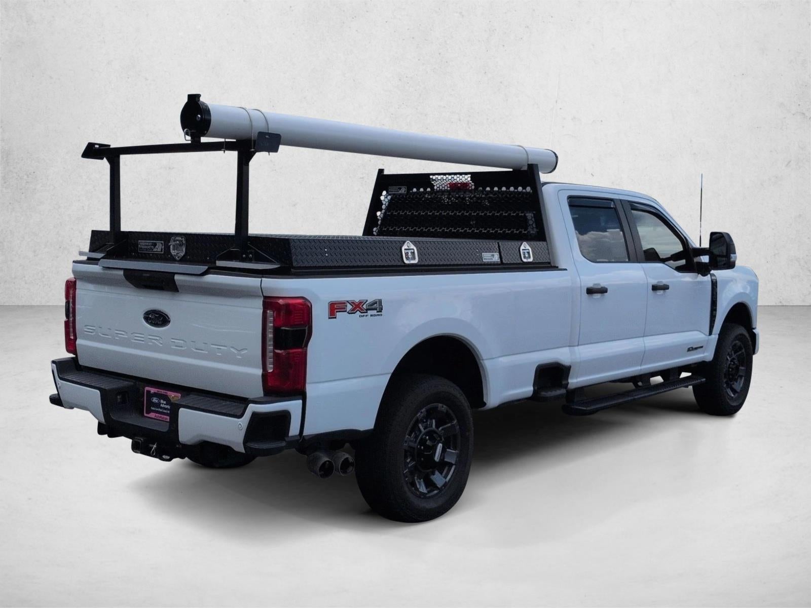 2024 Ford Super Duty F-350 SRW XL 4WD Crew Cab 6.75' Box