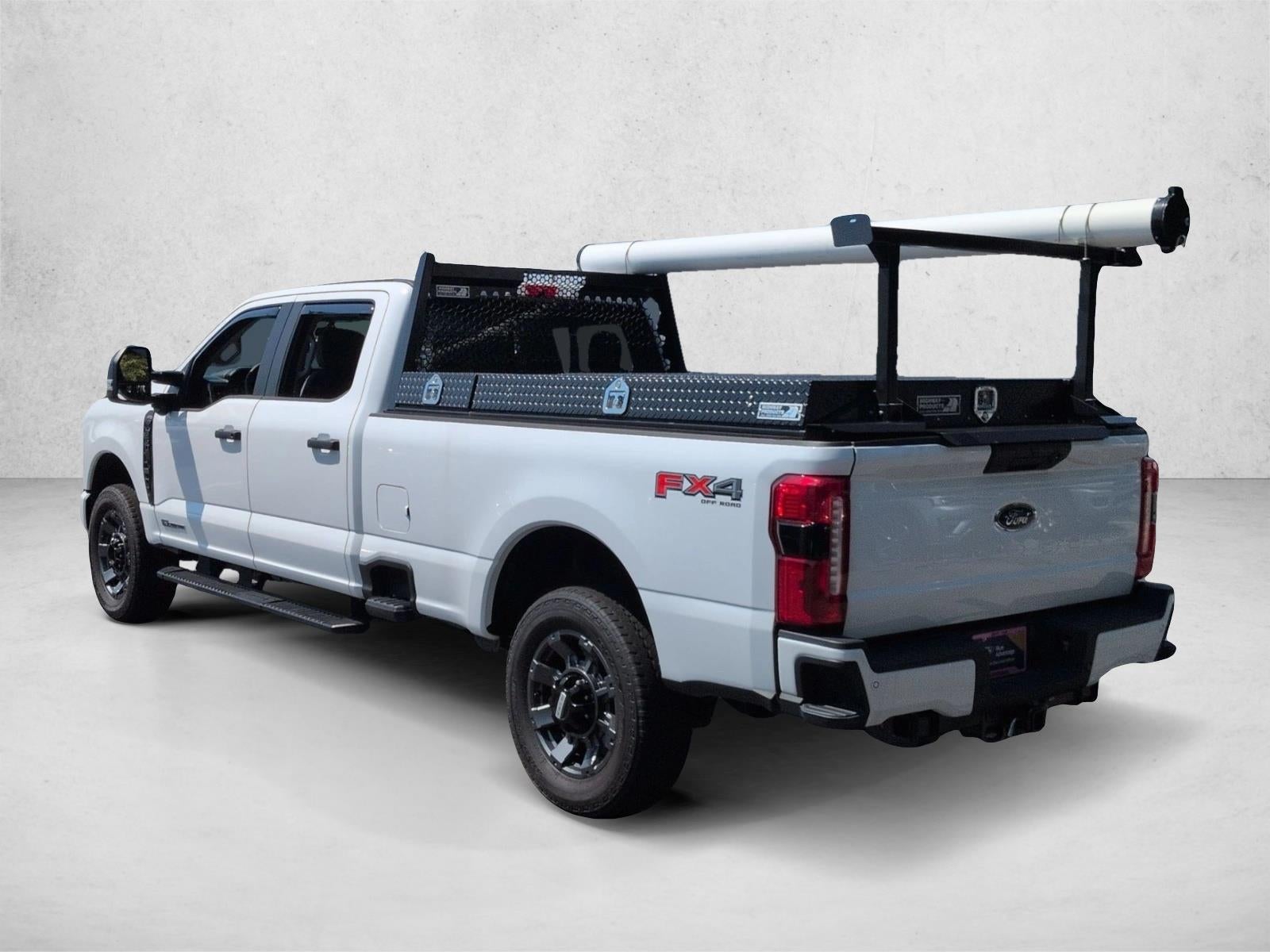 2024 Ford Super Duty F-350 SRW XL 4WD Crew Cab 6.75' Box