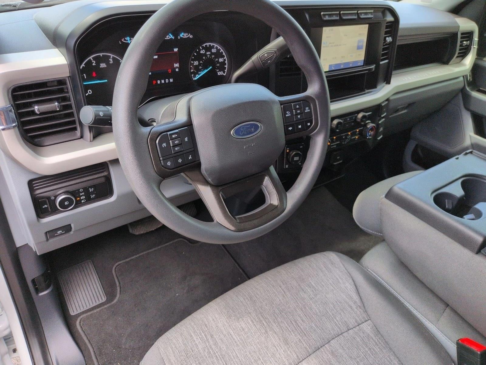 2024 Ford Super Duty F-350 SRW XL 4WD Crew Cab 6.75' Box