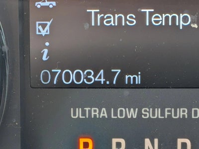 2015 Ford Super Duty F-350 SRW 4WD Crew Cab 6-3/4 Ft Box Lariat