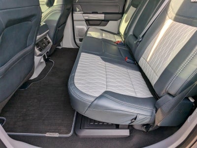 2024 Ford Super Duty F-450 DRW Limited 4WD Crew Cab 8' Box