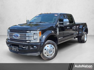 2019 Ford Super Duty F-450 DRW Platinum 4WD Crew Cab 8' Box