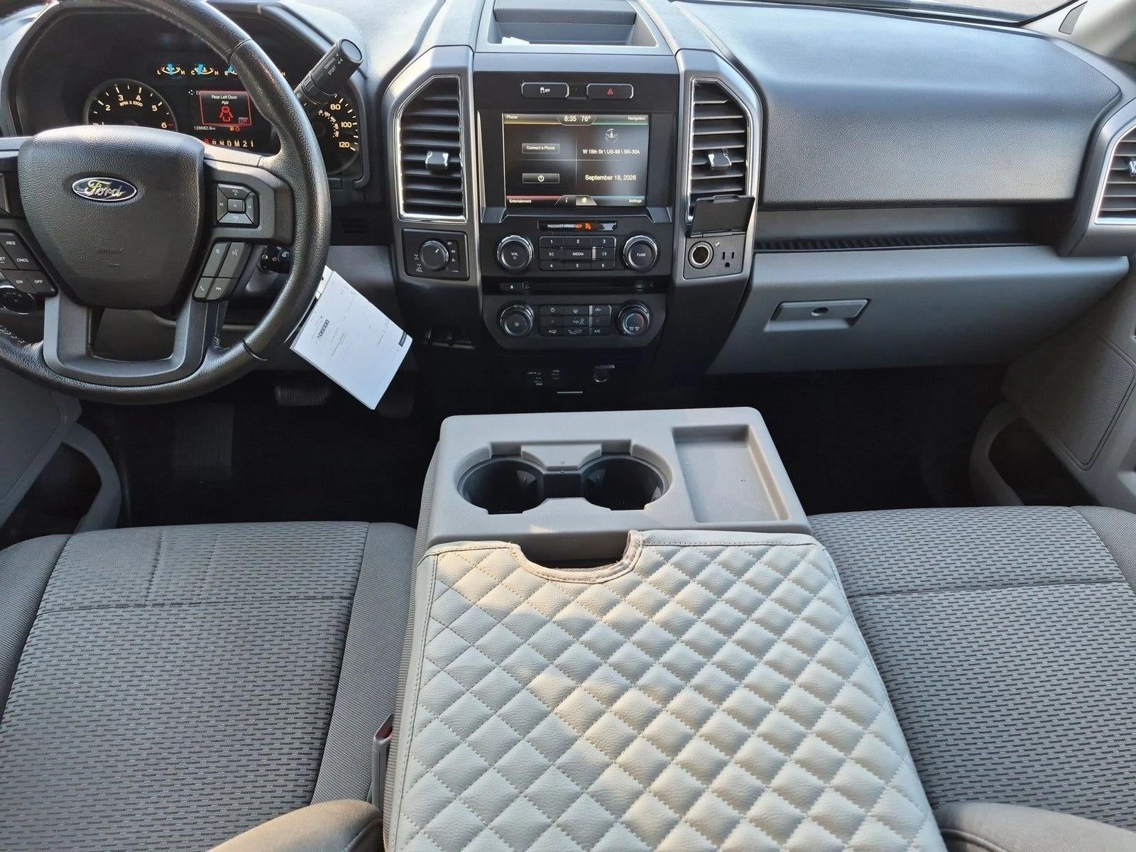 2015 Ford F-150 4WD SuperCrew 5-1/2 Ft Box XLT