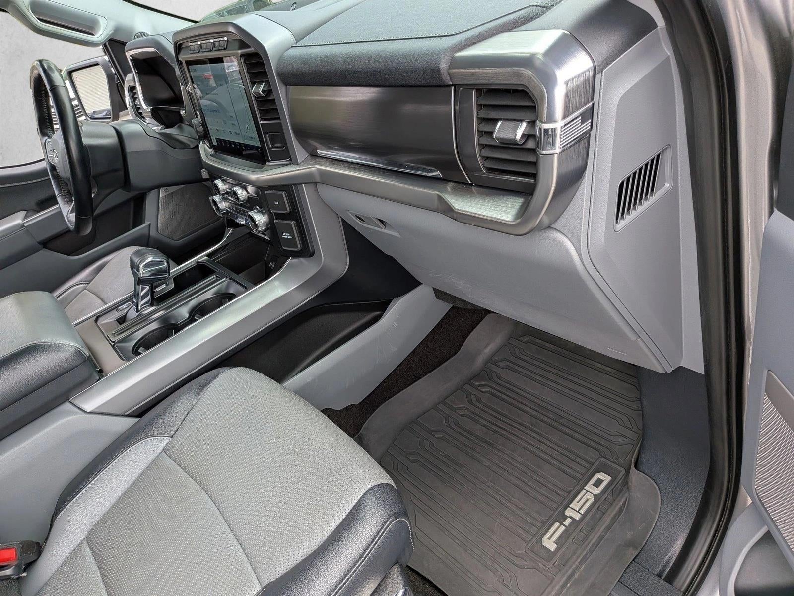 2022 Ford F-150 LARIAT 4WD SuperCrew 5.5' Box