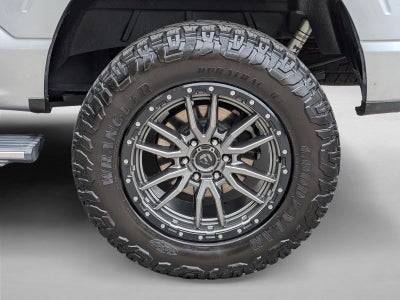 2022 Ford F-150 LARIAT 4WD SuperCrew 5.5' Box