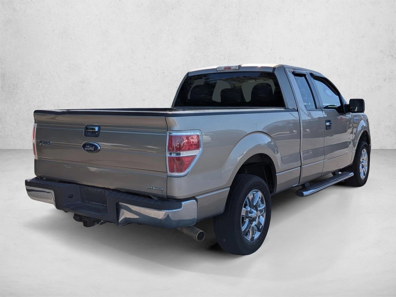 2013 Ford F-150 2WD SuperCab 6-1/2 Ft Box XLT