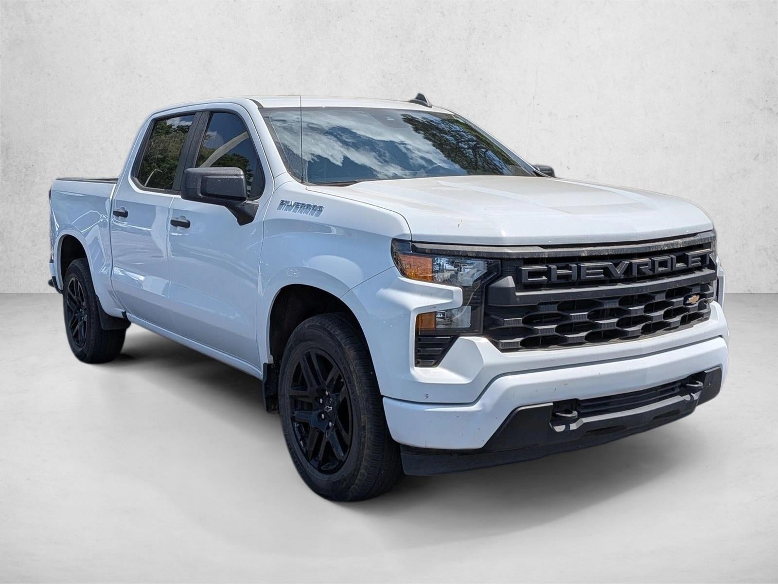 2023 Chevrolet Silverado 1500 Crew Cab Short Box 2-Wheel Drive Custom
