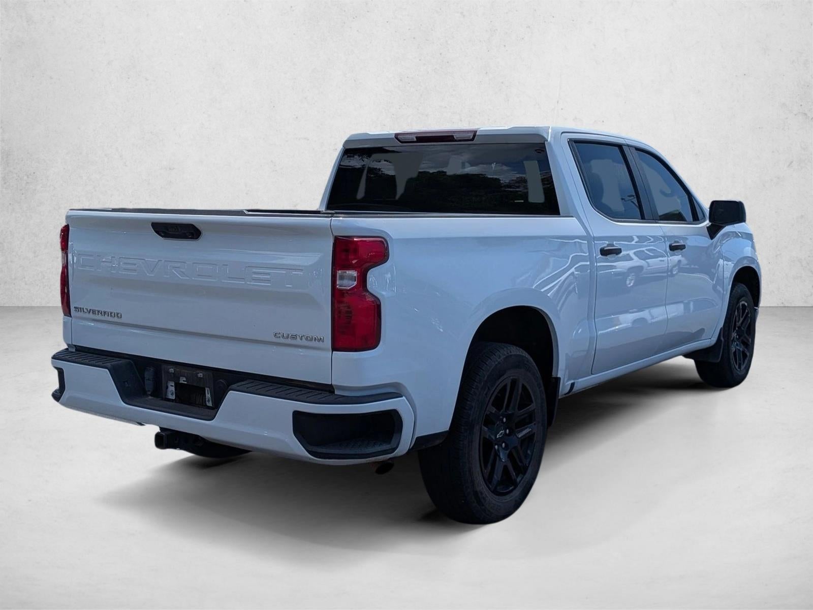2023 Chevrolet Silverado 1500 Crew Cab Short Box 2-Wheel Drive Custom