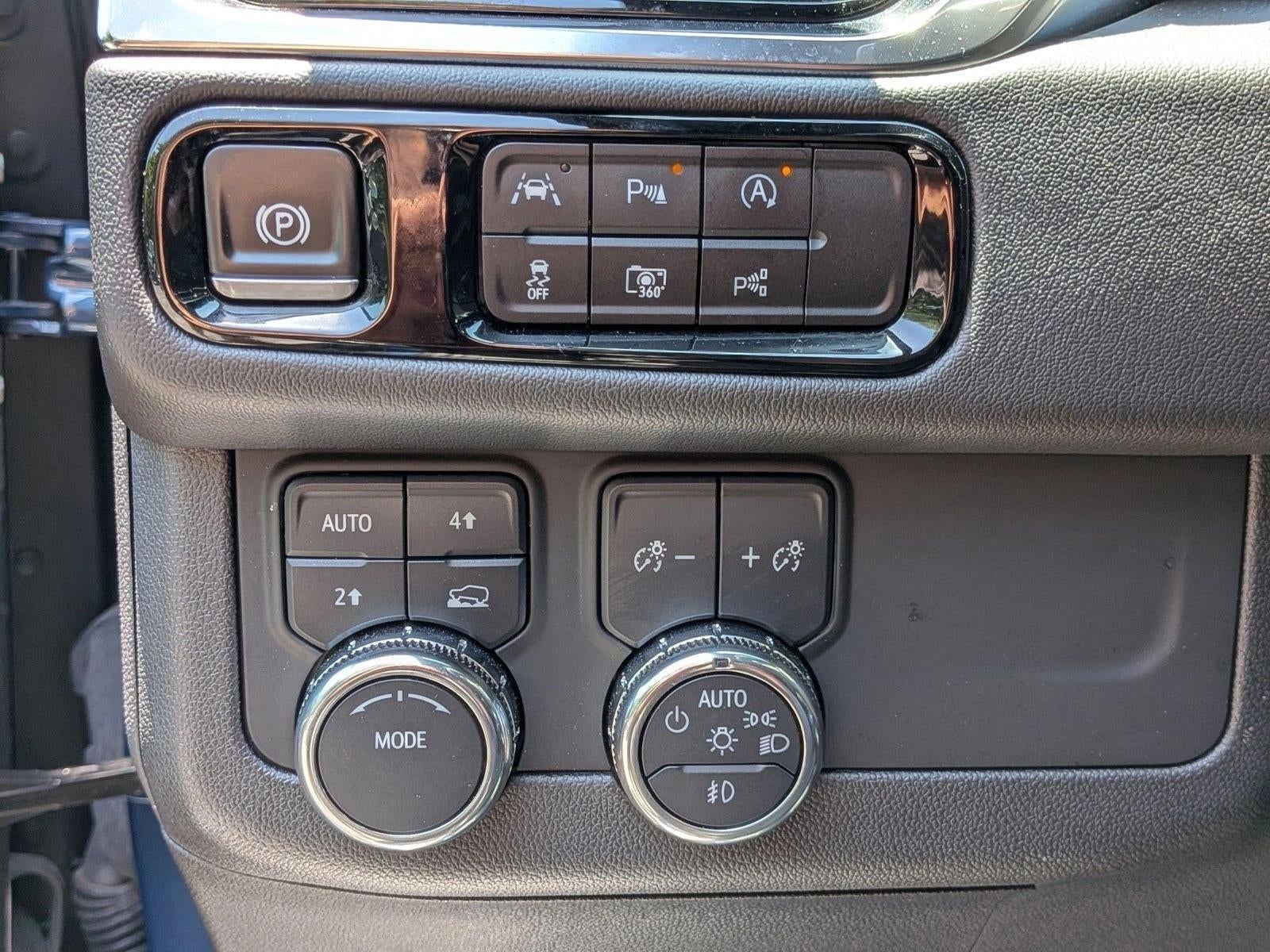 2025 GMC Yukon 4WD 4dr Denali