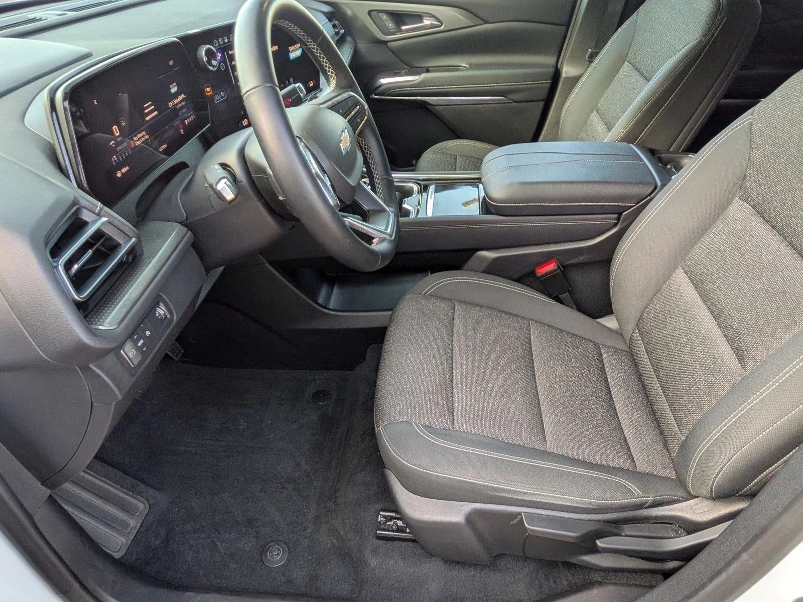 2024 Chevrolet Traverse LS w/1LS