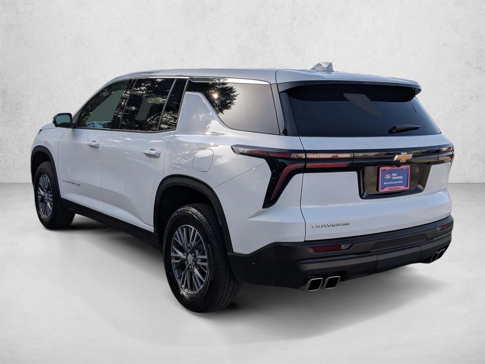 2024 Chevrolet Traverse LS w/1LS