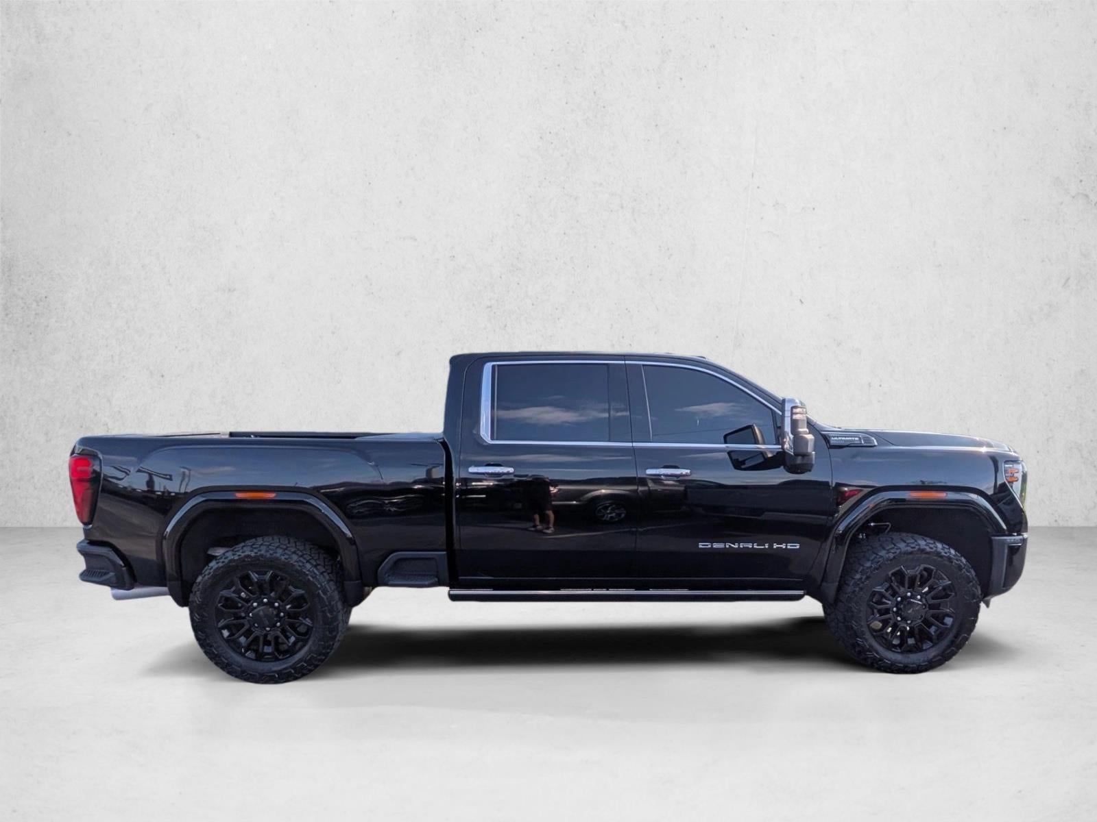 2024 GMC Sierra 2500 HD Crew Cab Standard Box 4-Wheel Drive Denali Ultimate