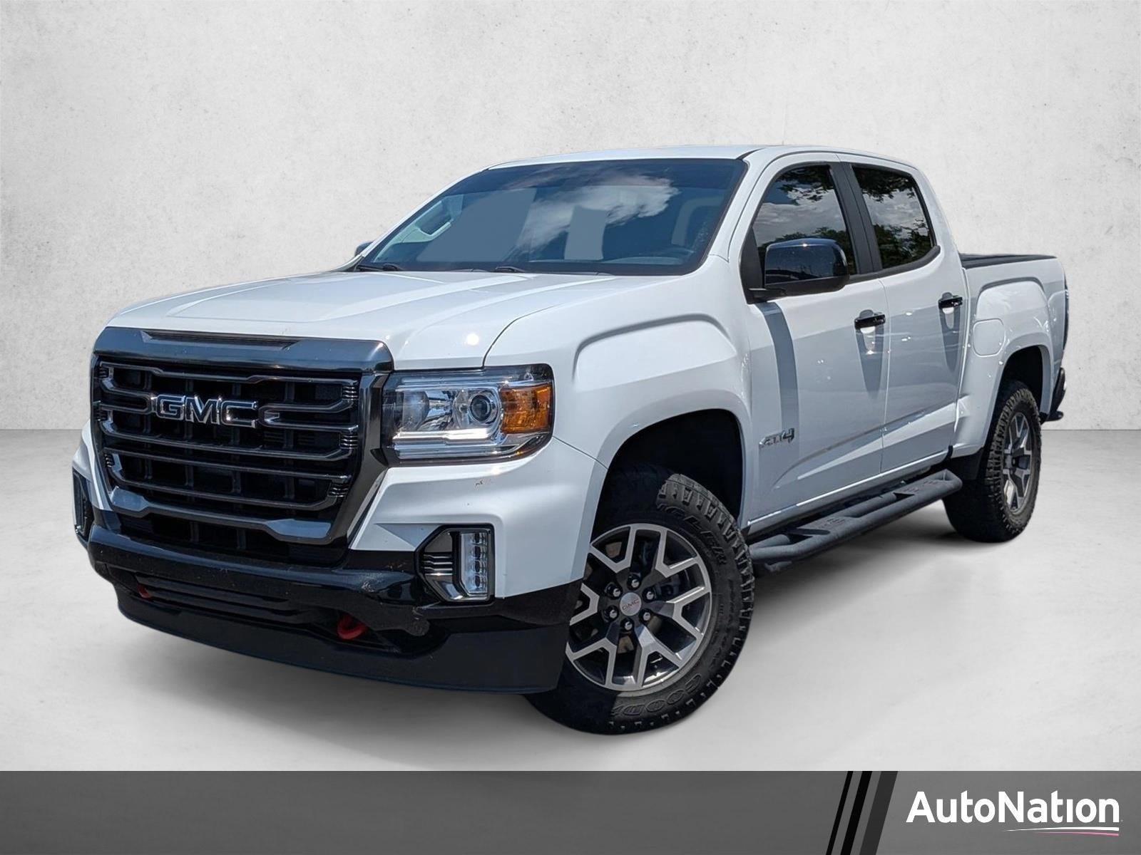 2022 GMC Canyon Crew Cab Short Box 4-Wheel Drive AT4 w/Leather