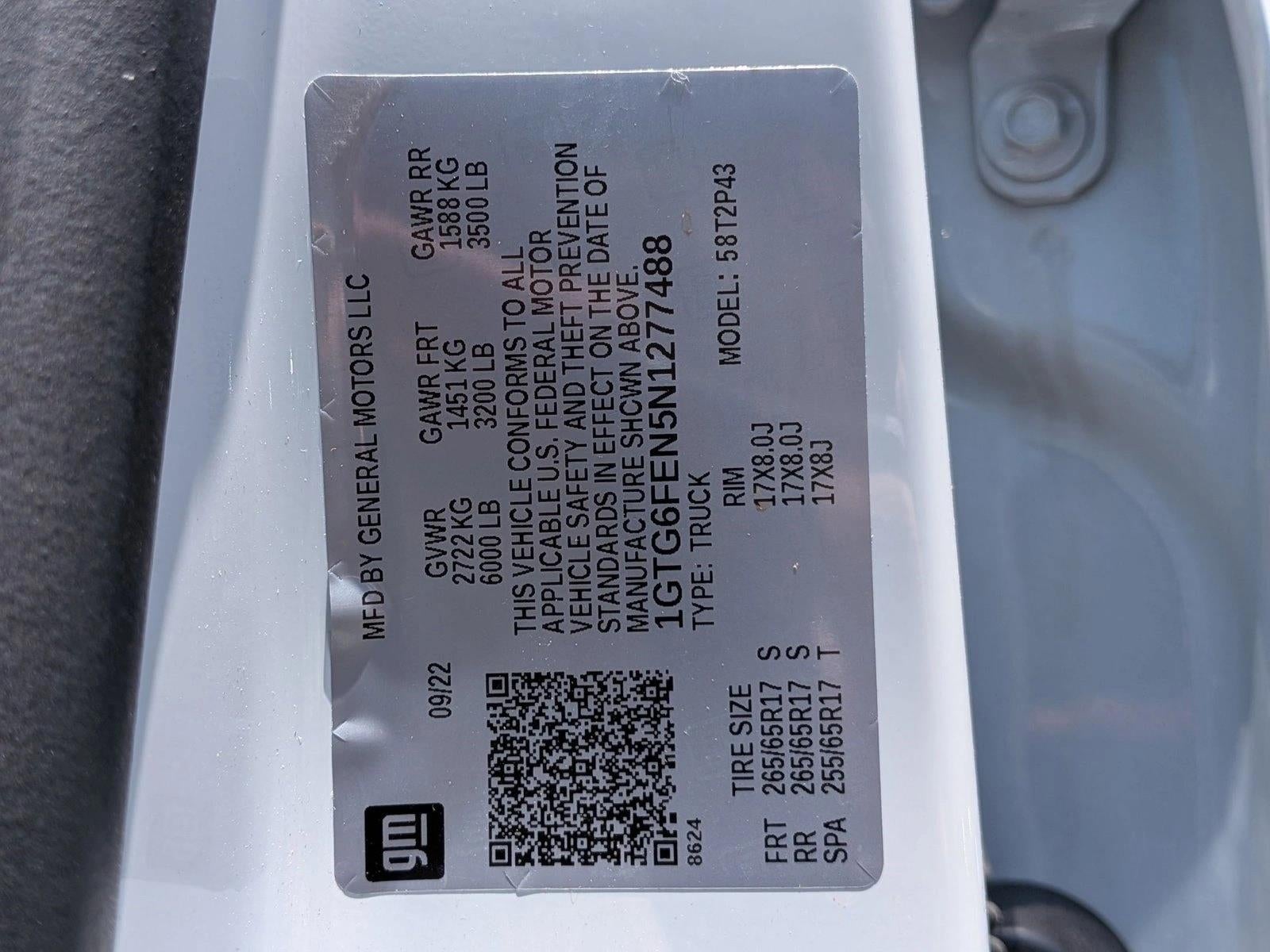 2022 GMC Canyon Crew Cab Short Box 4-Wheel Drive AT4 w/Leather