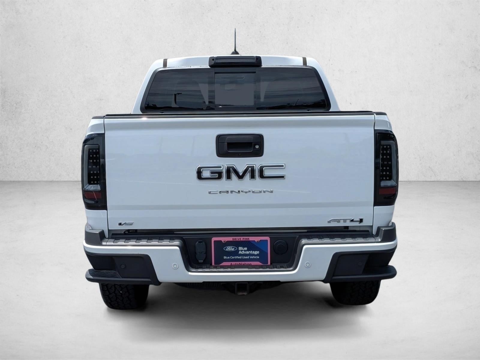 2022 GMC Canyon Crew Cab Short Box 4-Wheel Drive AT4 w/Leather