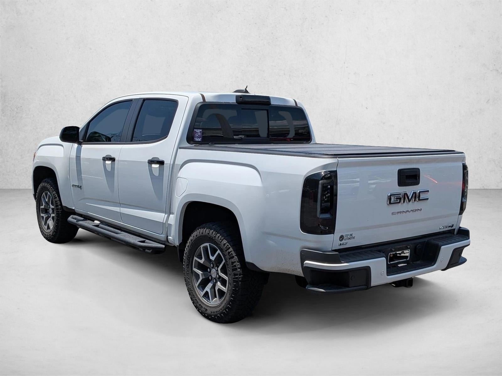 2022 GMC Canyon Crew Cab Short Box 4-Wheel Drive AT4 w/Leather