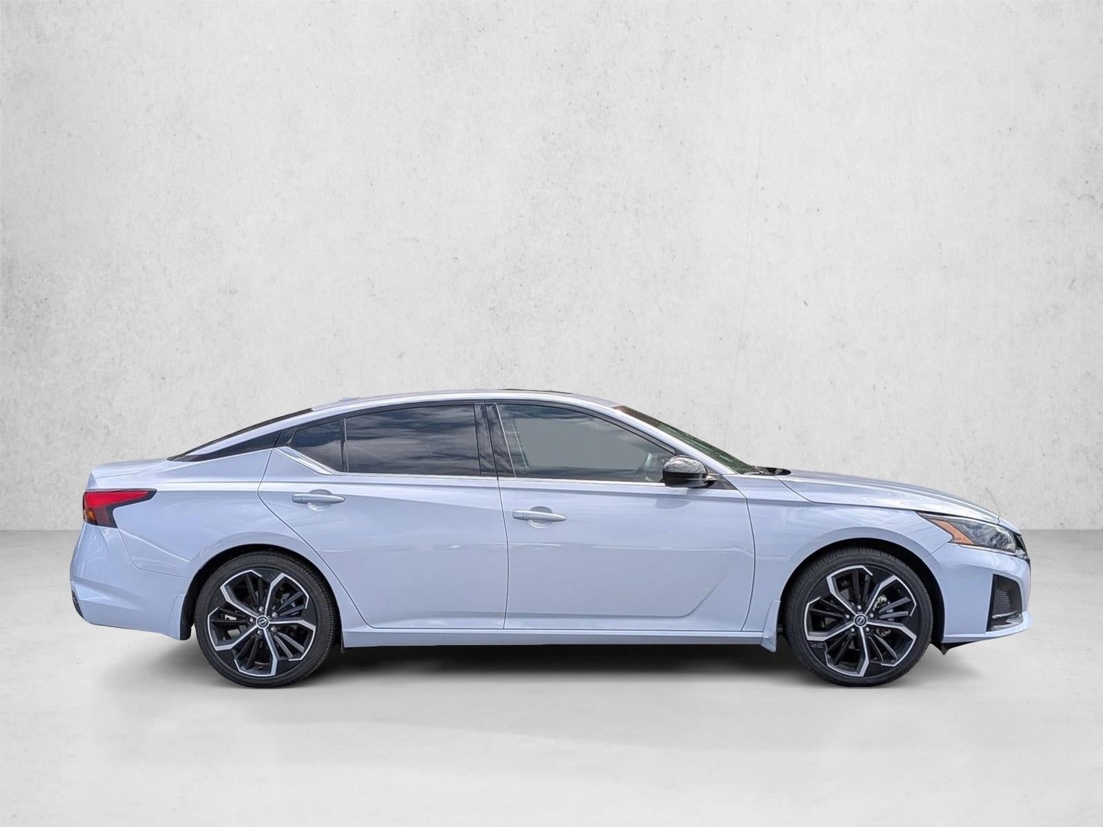 2024 Nissan Altima 2.5 SR Sedan