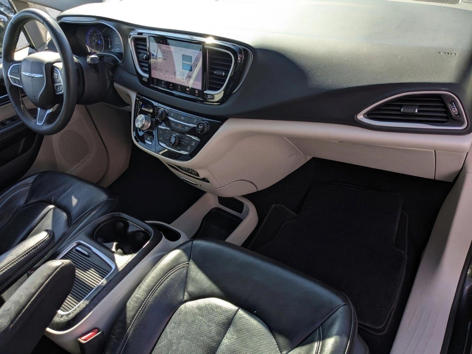 2022 Chrysler Pacifica Touring L FWD