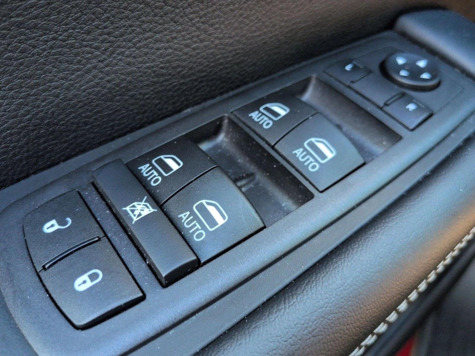 2026 Chrysler Voyager LX FWD
