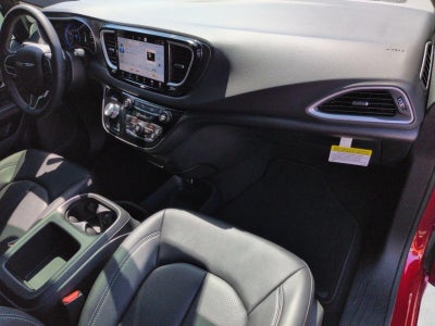 2026 Chrysler Voyager LX FWD