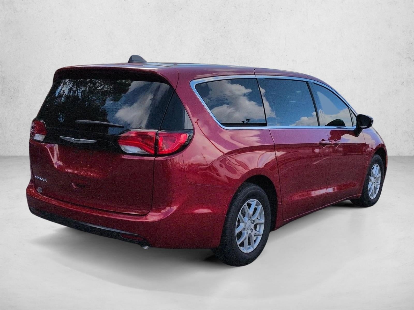 2026 Chrysler Voyager LX FWD