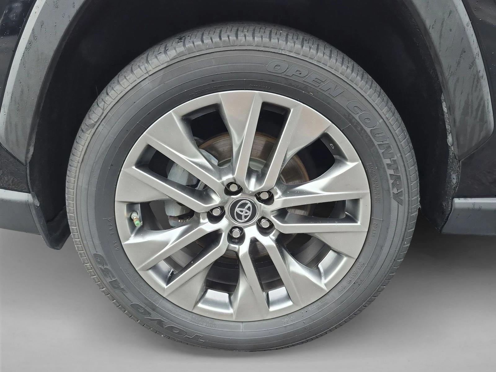 2019 Toyota RAV4 XLE Premium FWD (Natl)