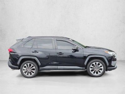 2019 Toyota RAV4 XLE Premium FWD (Natl)
