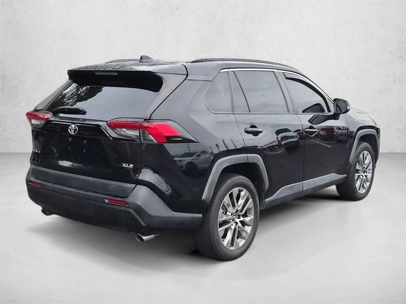 2019 Toyota RAV4 XLE Premium FWD (Natl)