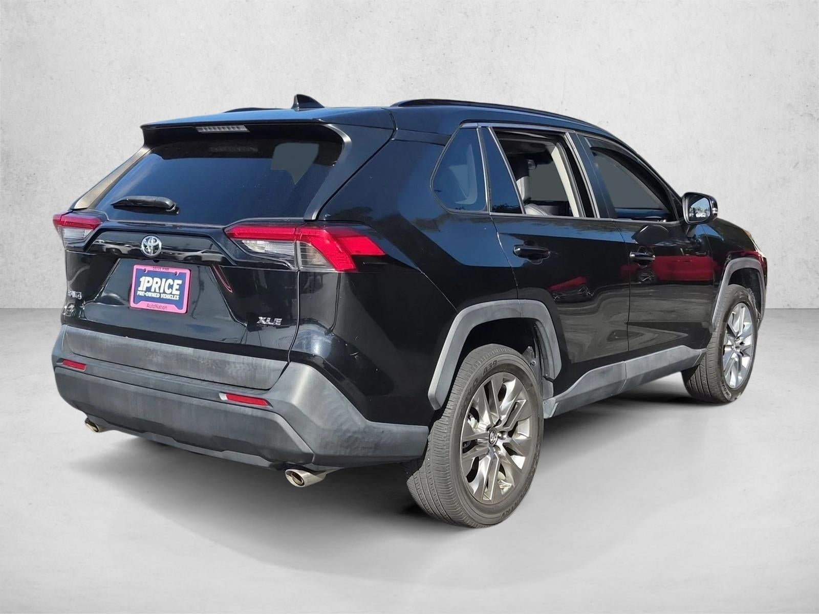 2019 Toyota RAV4 XLE Premium FWD (Natl)