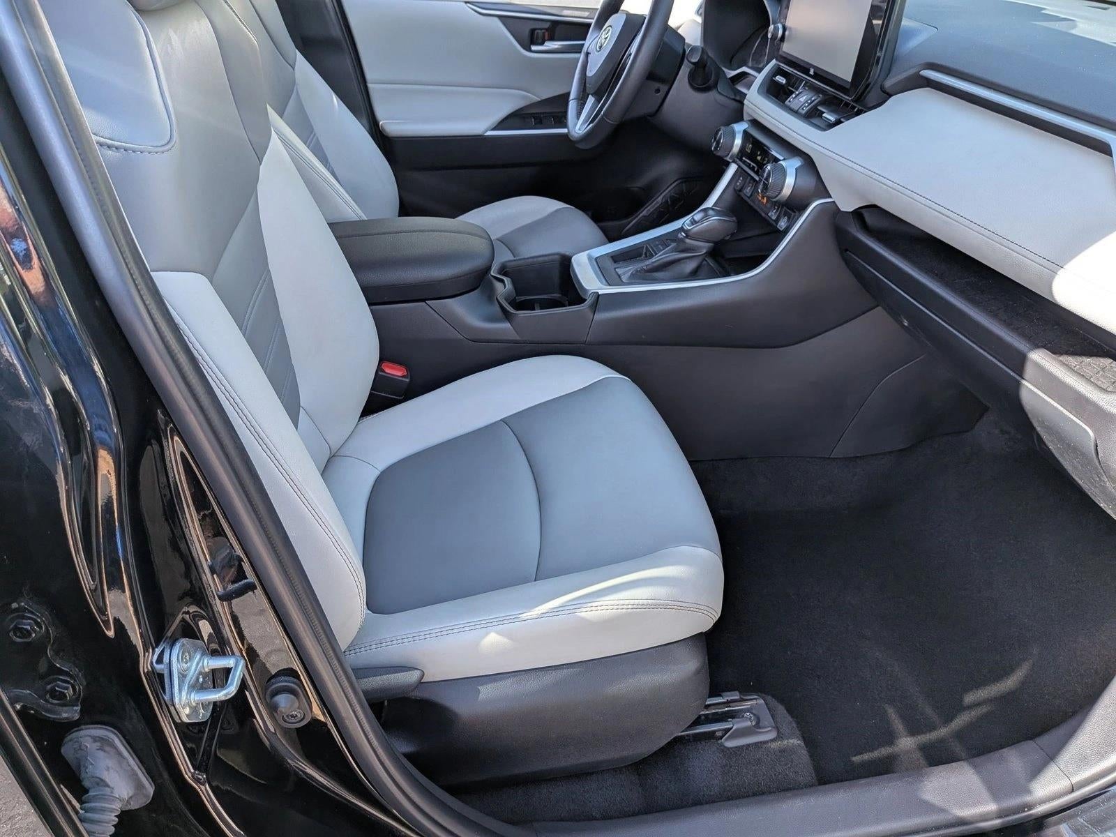 2023 Toyota RAV4 XLE Premium FWD (Natl)