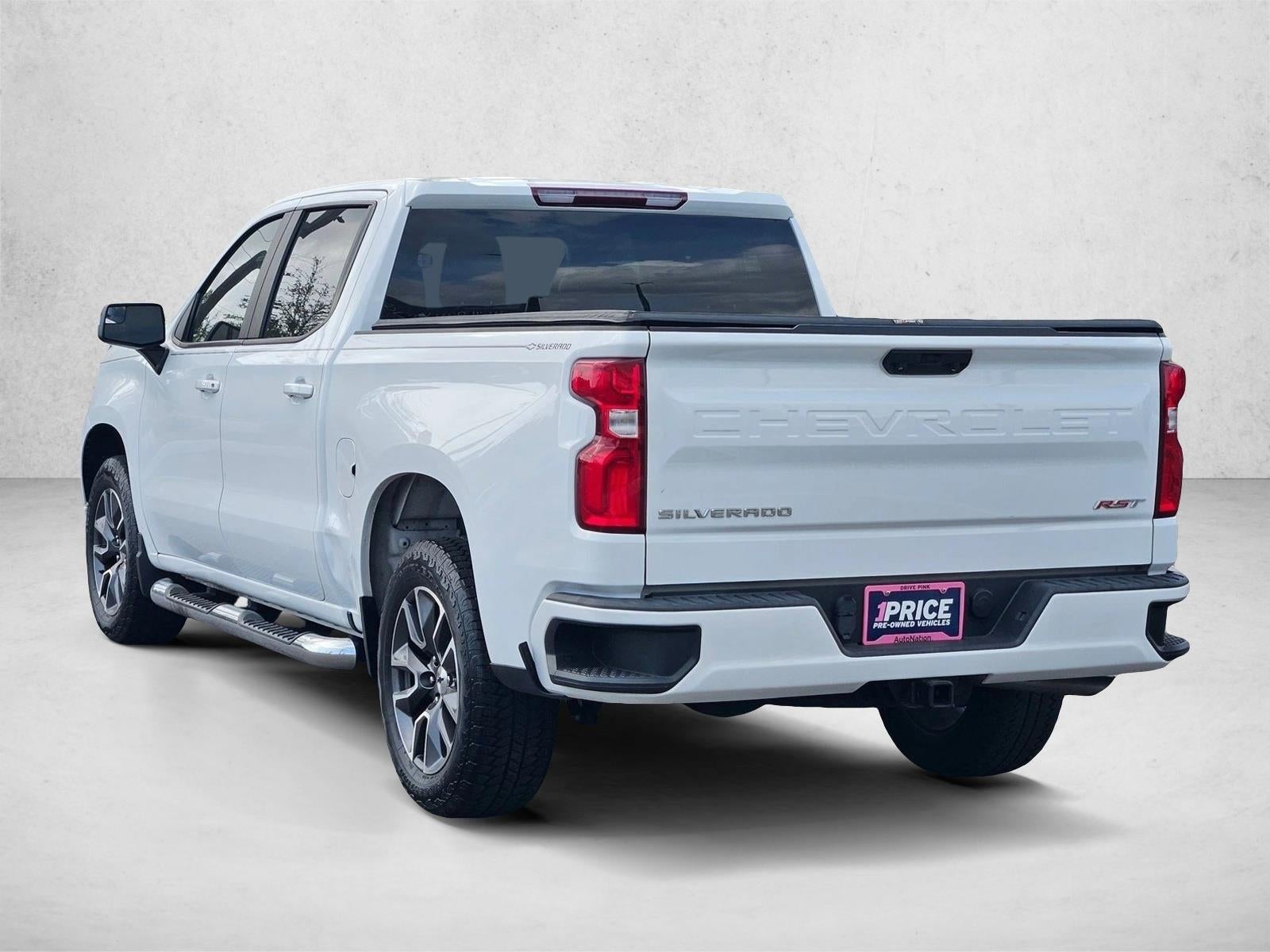 2022 Chevrolet Silverado 1500 Crew Cab Short Box 2-Wheel Drive RST