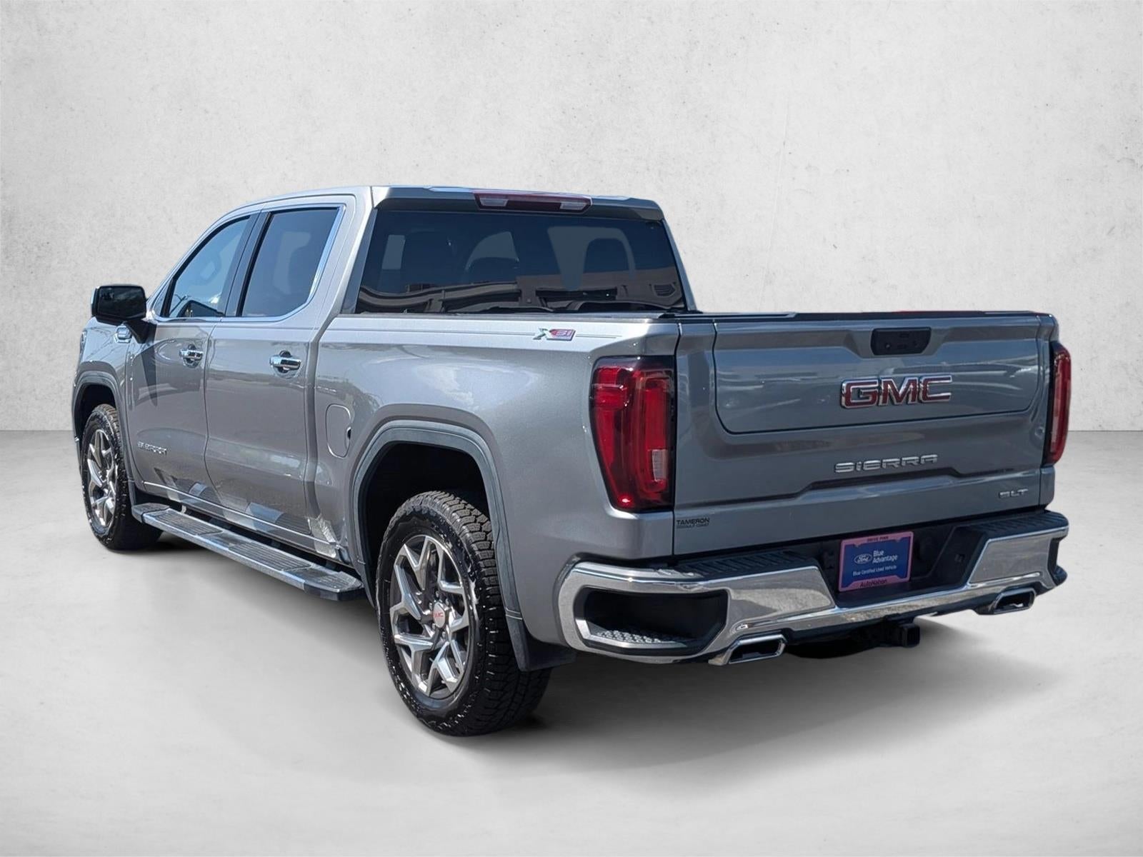 2023 GMC Sierra 1500 Crew Cab Short Box 4-Wheel Drive SLT