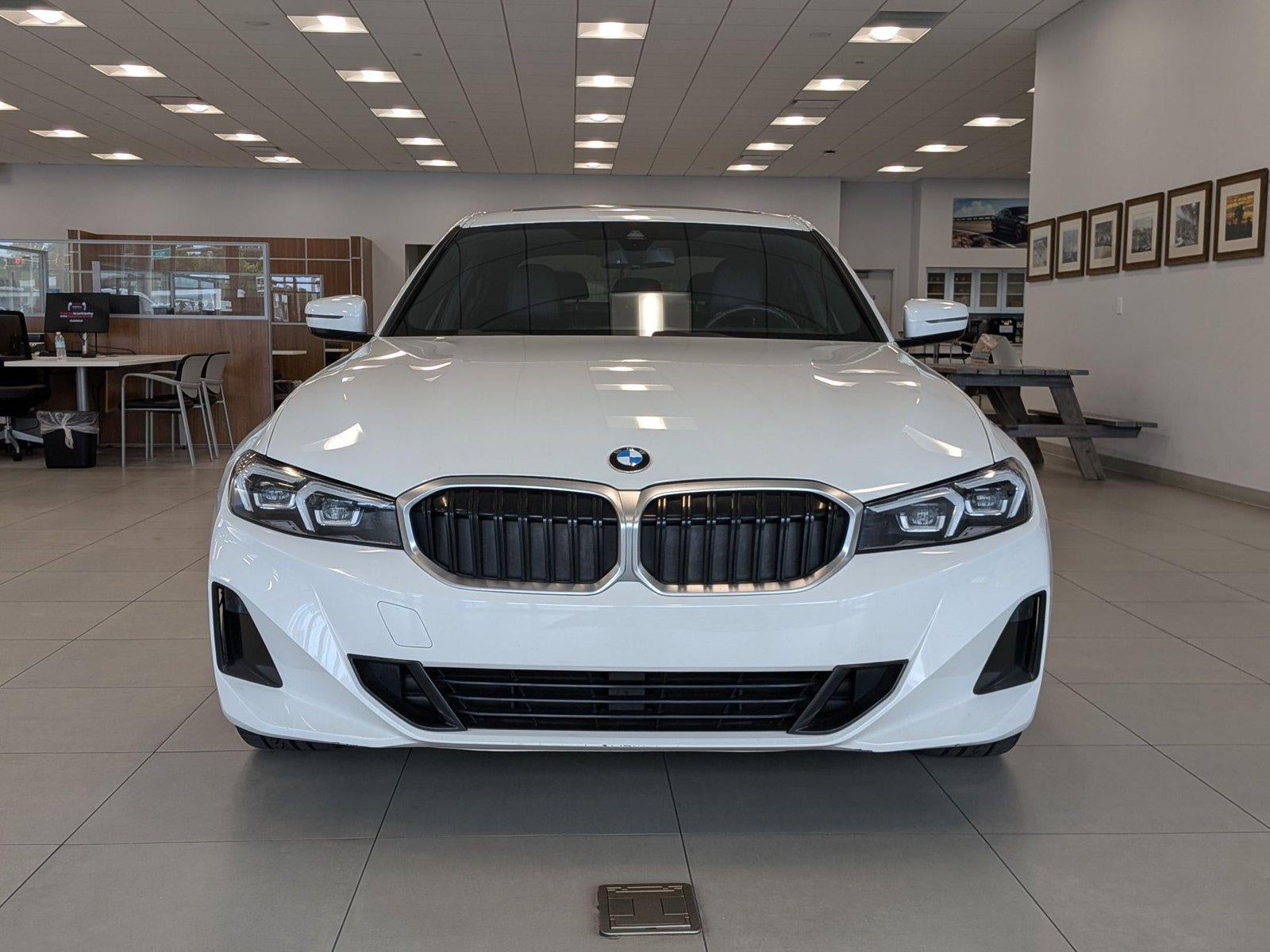 2023 BMW 330i Sedan