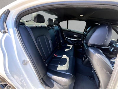 2023 BMW 330i Sedan