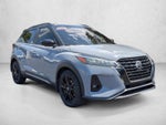 2021 Nissan Kicks SR FWD