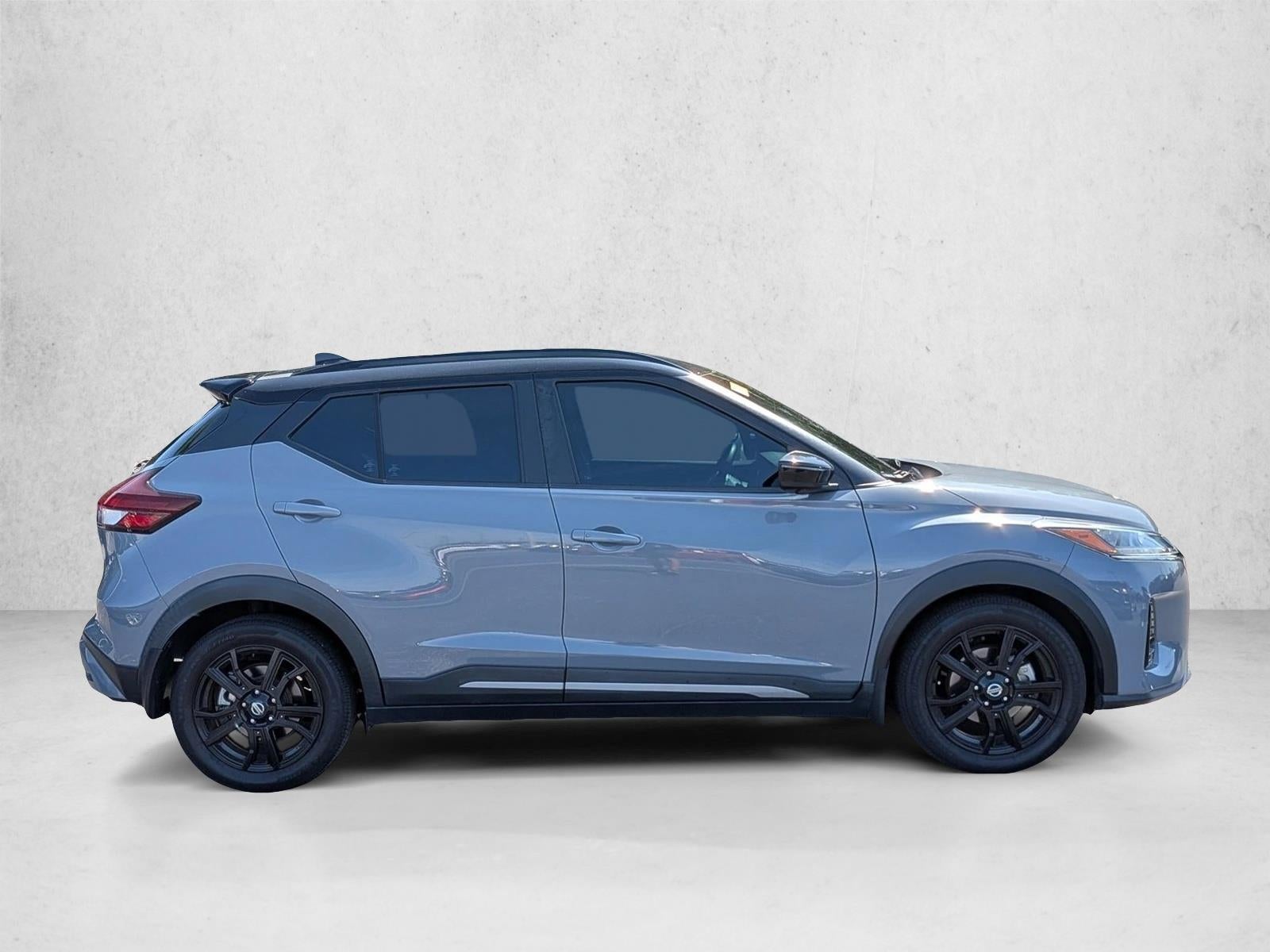 2021 Nissan Kicks SR FWD