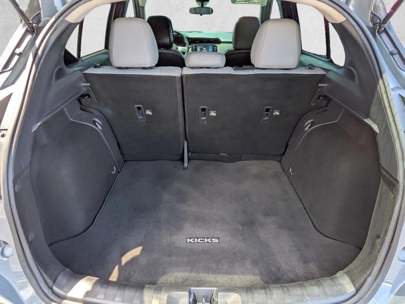 2021 Nissan Kicks SR FWD