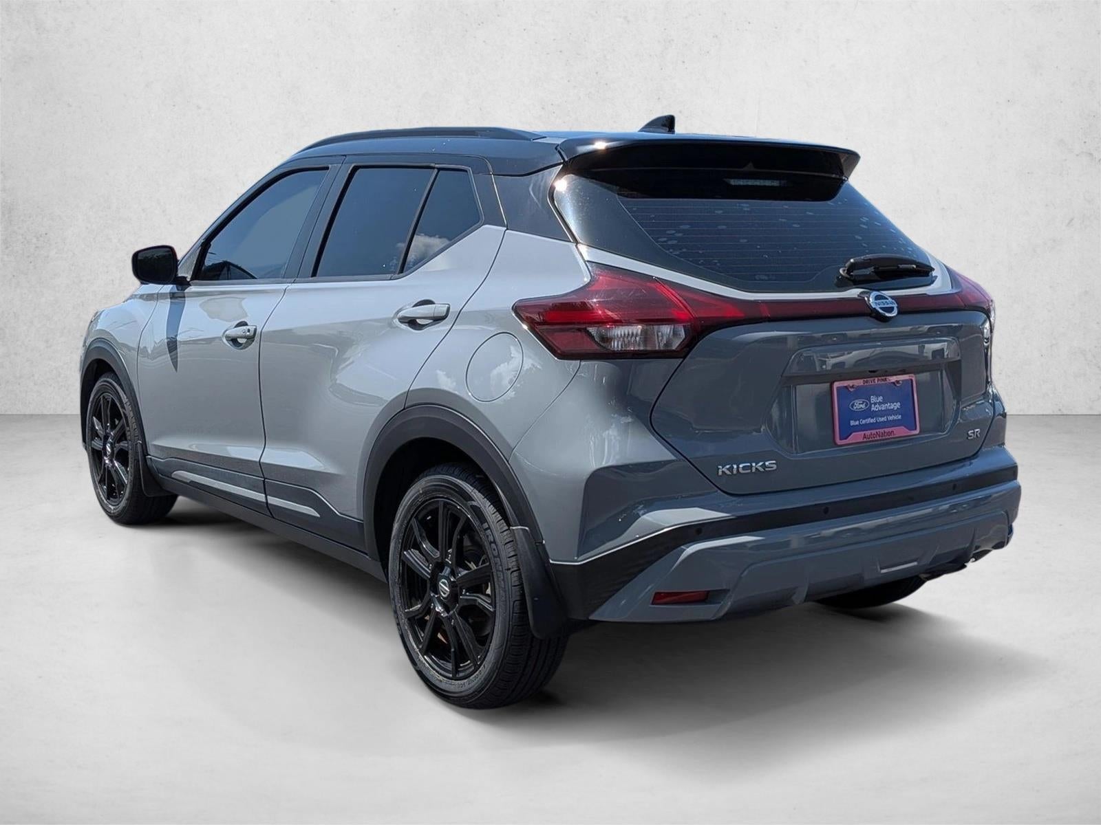 2021 Nissan Kicks SR FWD