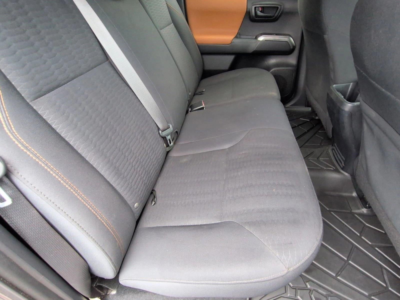 2019 Toyota Tacoma 2WD 2WD SR5 Double Cab 5' Bed V6 AT (GS)