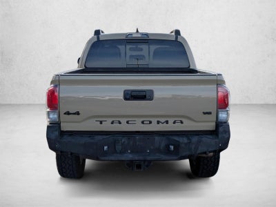 2017 Toyota Tacoma Limited Double Cab 5' Bed V6 4x4 AT (Natl)