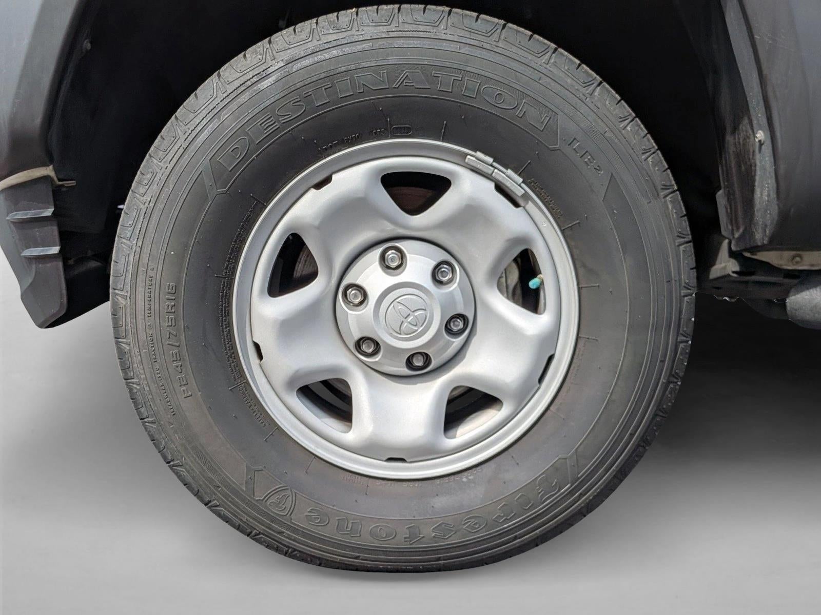 2022 Toyota Tacoma 2WD 2WD SR Double Cab 5' Bed I4 AT (GS)