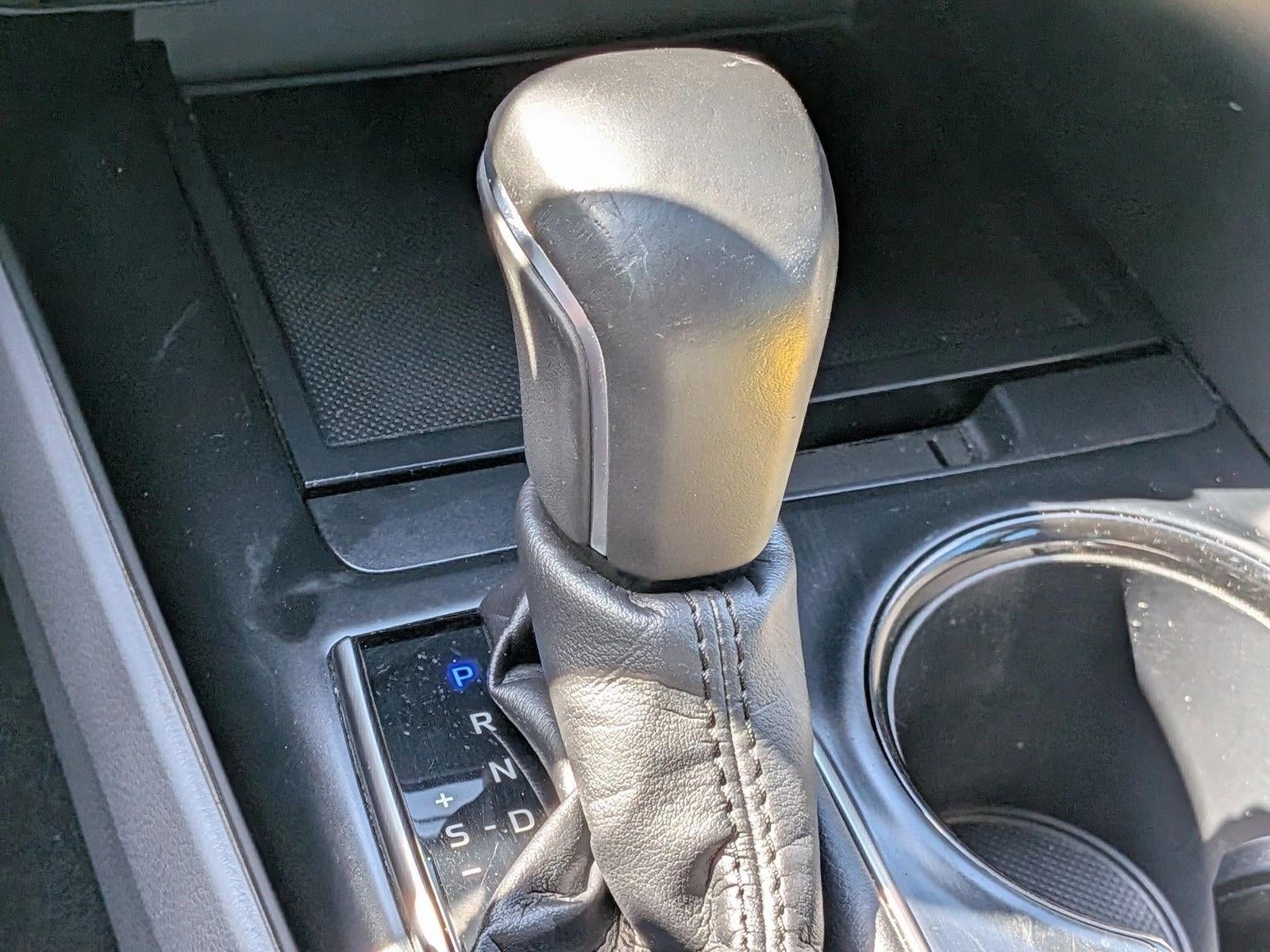 2018 Toyota Camry SE Auto (SE)