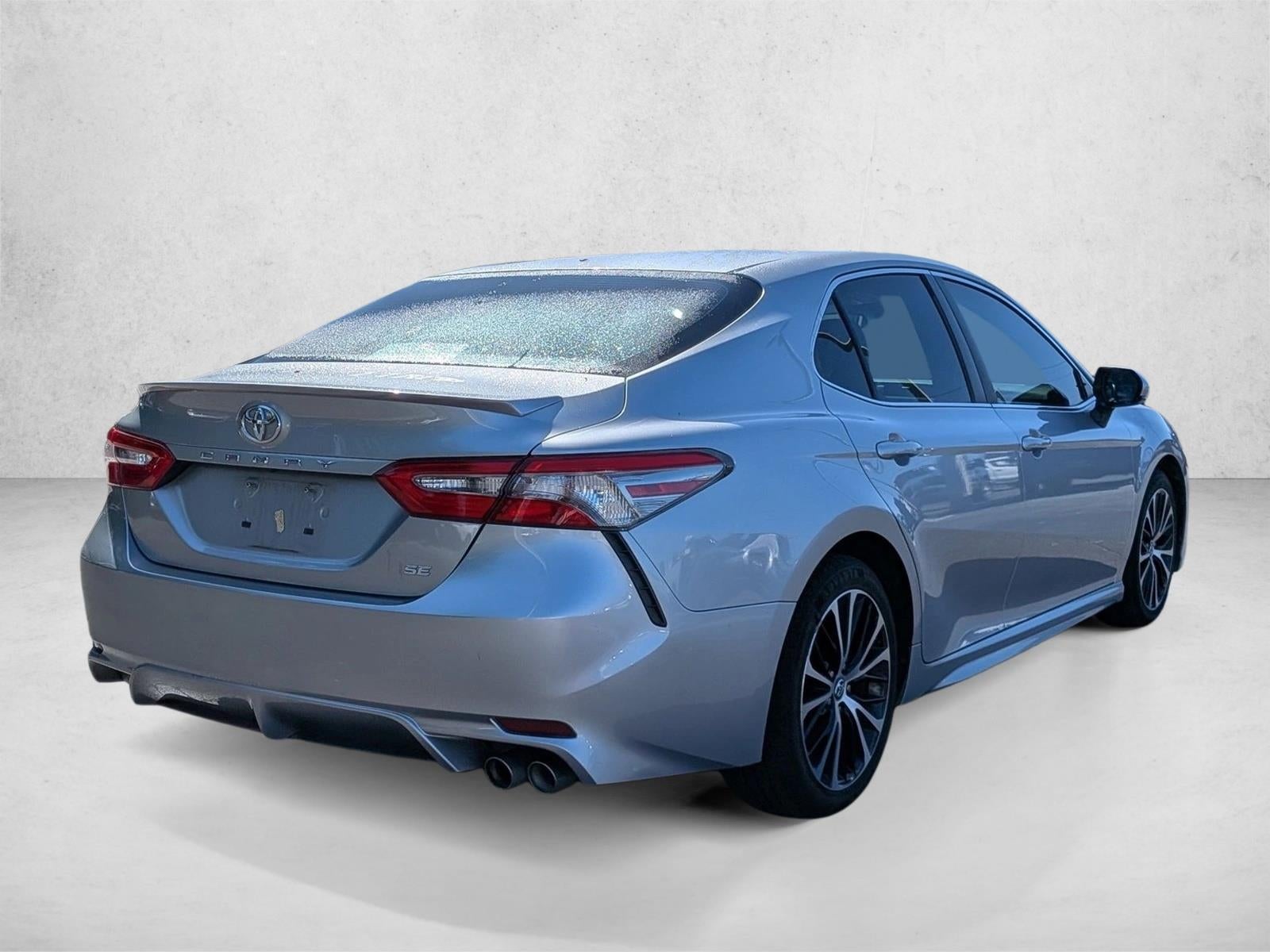 2018 Toyota Camry SE Auto (SE)