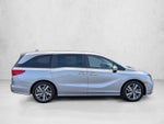 2022 Honda Odyssey Touring Auto