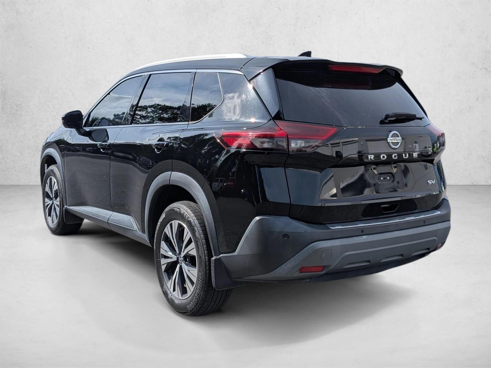 2021 Nissan Rogue FWD SV