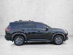 2024 Nissan Pathfinder SV 2WD