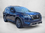 2023 Nissan Pathfinder SL 2WD