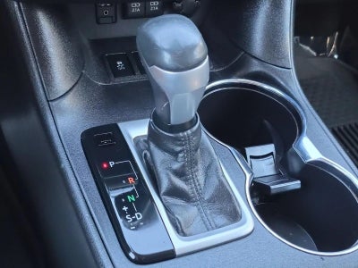 2017 Toyota Highlander Hybrid LE V6 AWD (Natl)