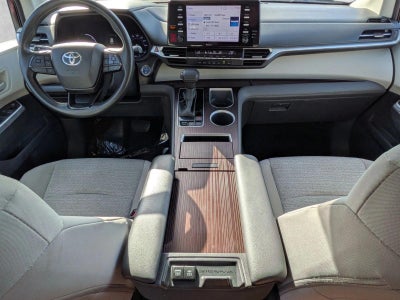 2023 Toyota Sienna LE FWD 8-Passenger (Natl)